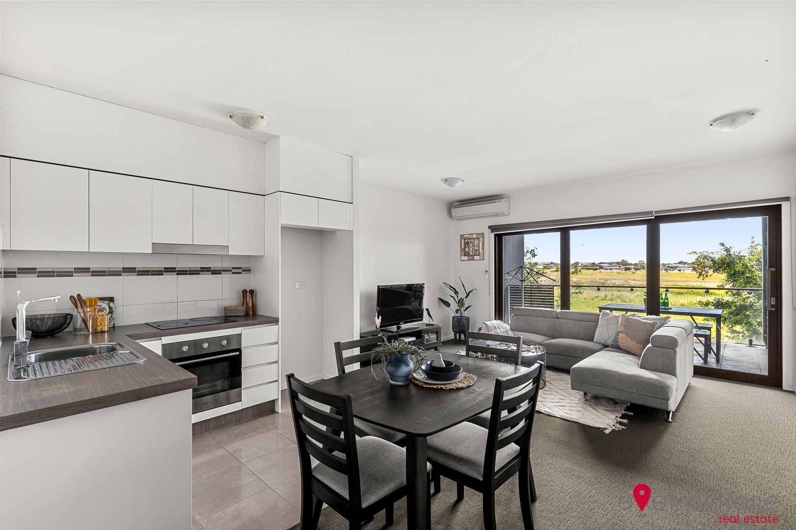 37/1 Jarama Boulevard, Epping VIC 3076, Image 2