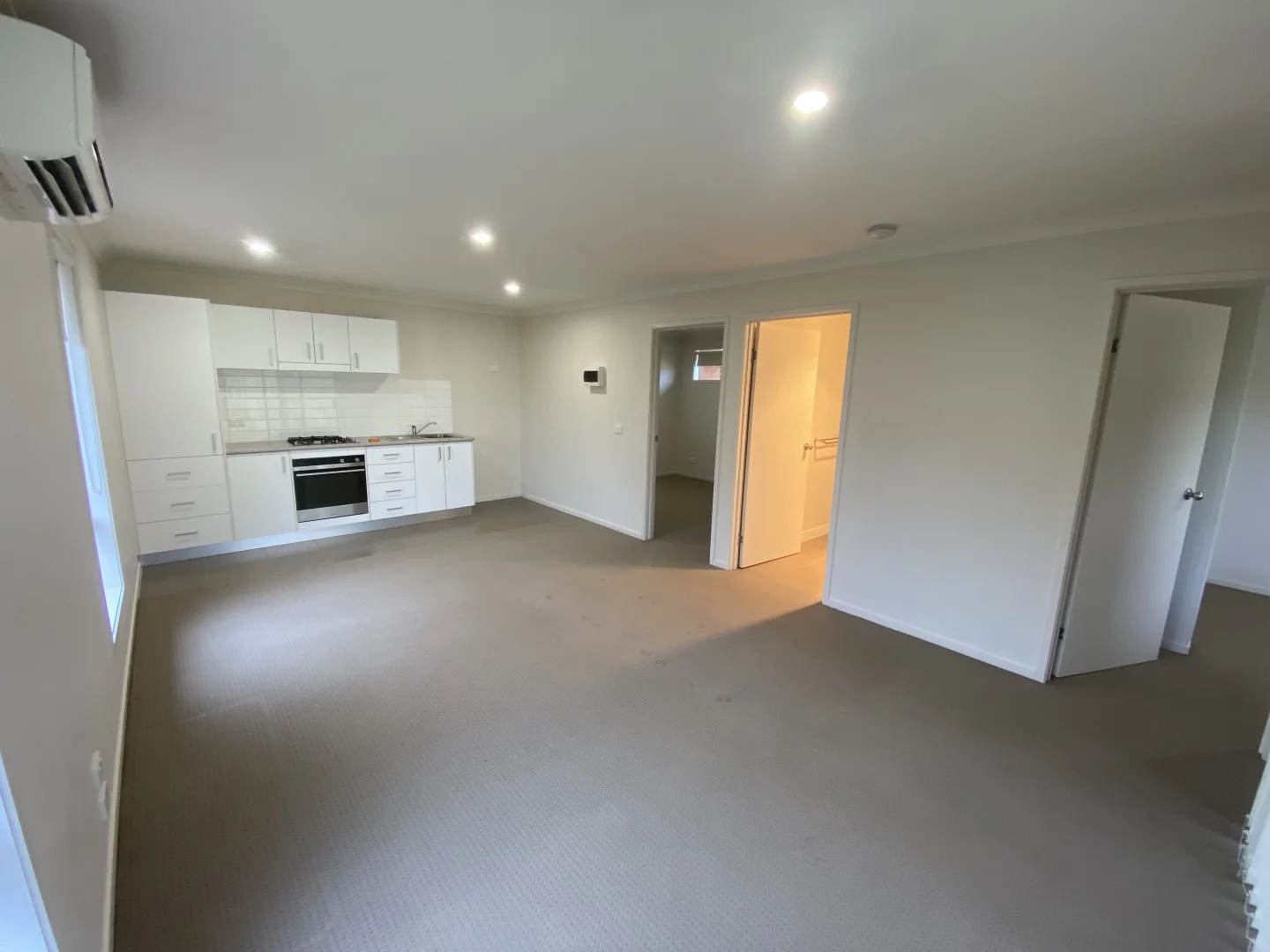 Additional image 4 of 59b Royce Crescent, Lavington NSW 2641