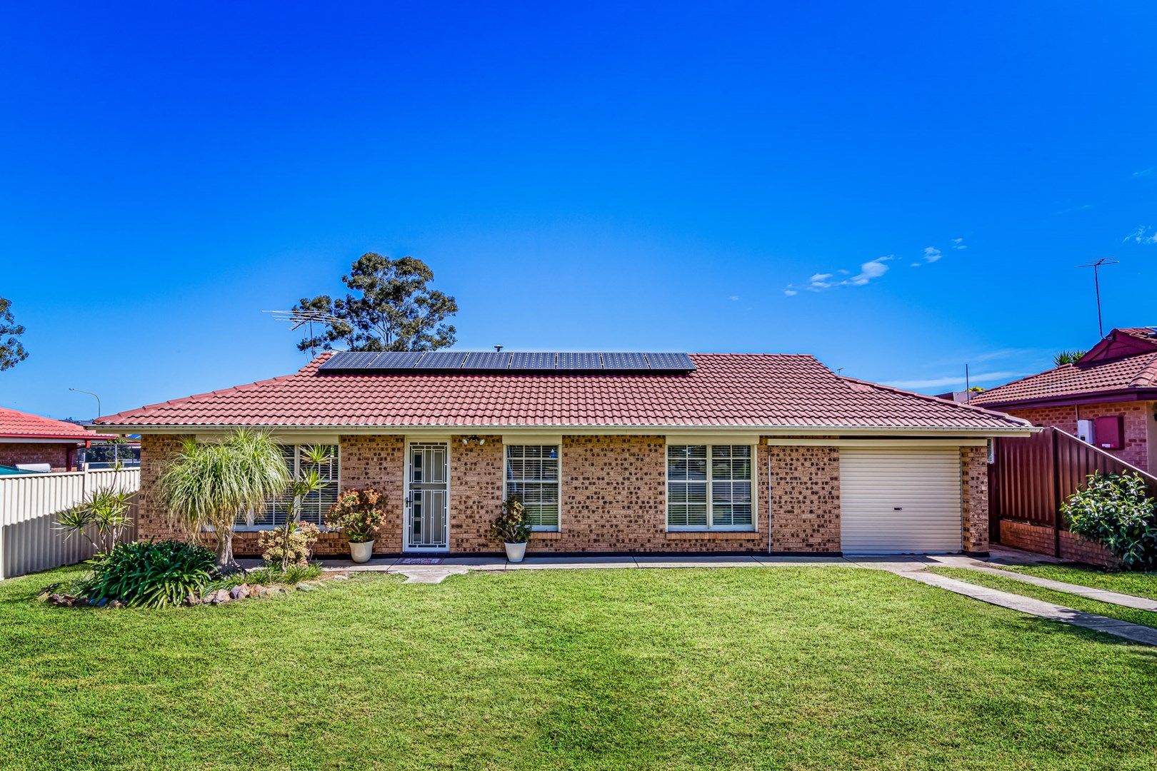 18 Jasnar Street, Greenfield Park NSW 2176, Image 0