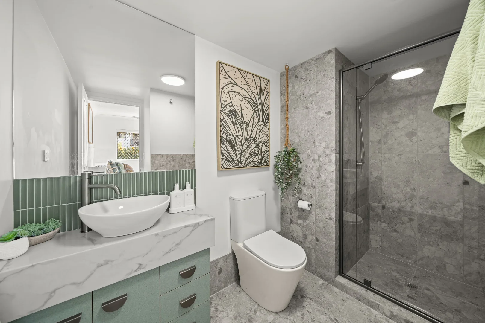 Additional image 12 of 8/150 Marine Parade, Southport QLD 4215