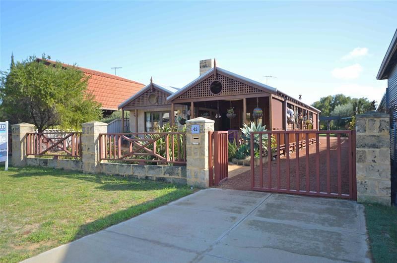 42 Penguin Road, Shoalwater WA 6169, Image 0