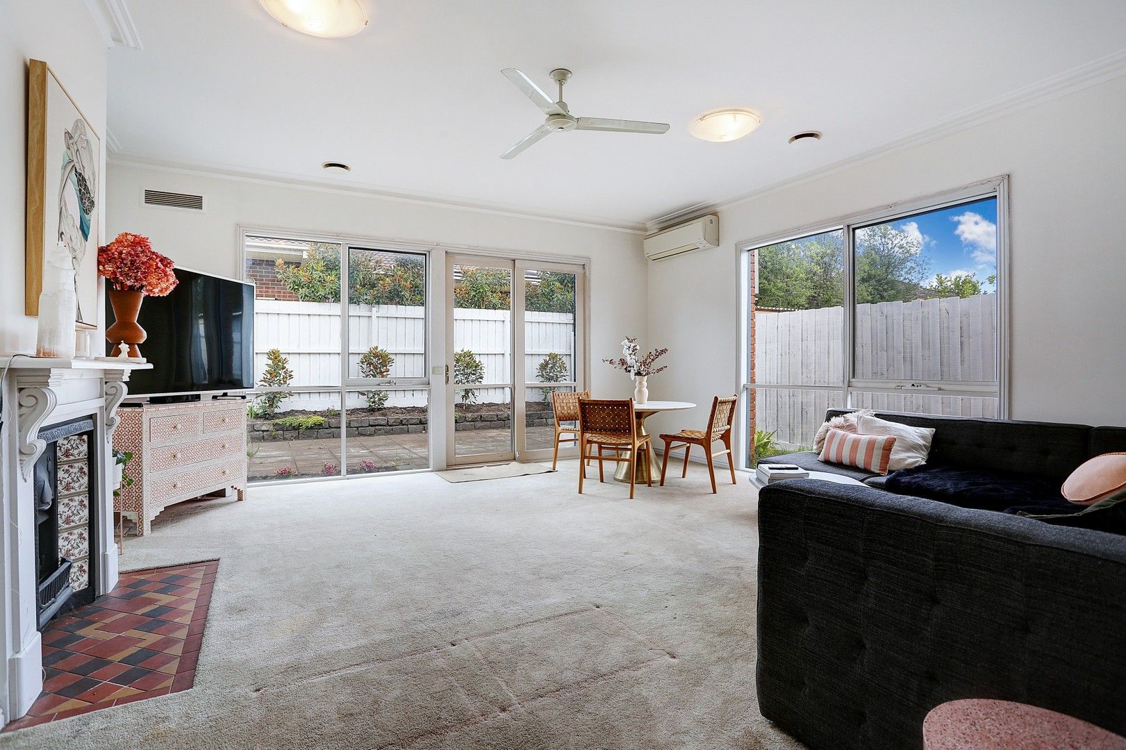 3 bedrooms Townhouse in 27B Roseberry Avenue BRIGHTON EAST VIC, 3187