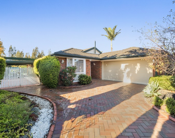 40 Valleyview Drive, Rowville VIC 3178