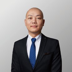 Cheng Chia, Property manager