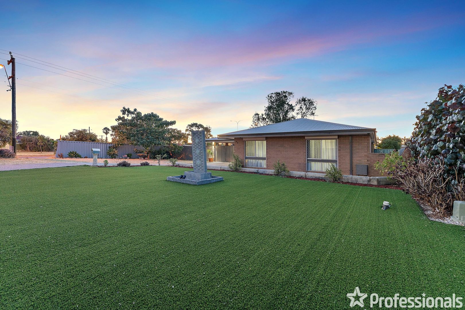 23 Meredith Way, Koondoola WA 6064, Image 2