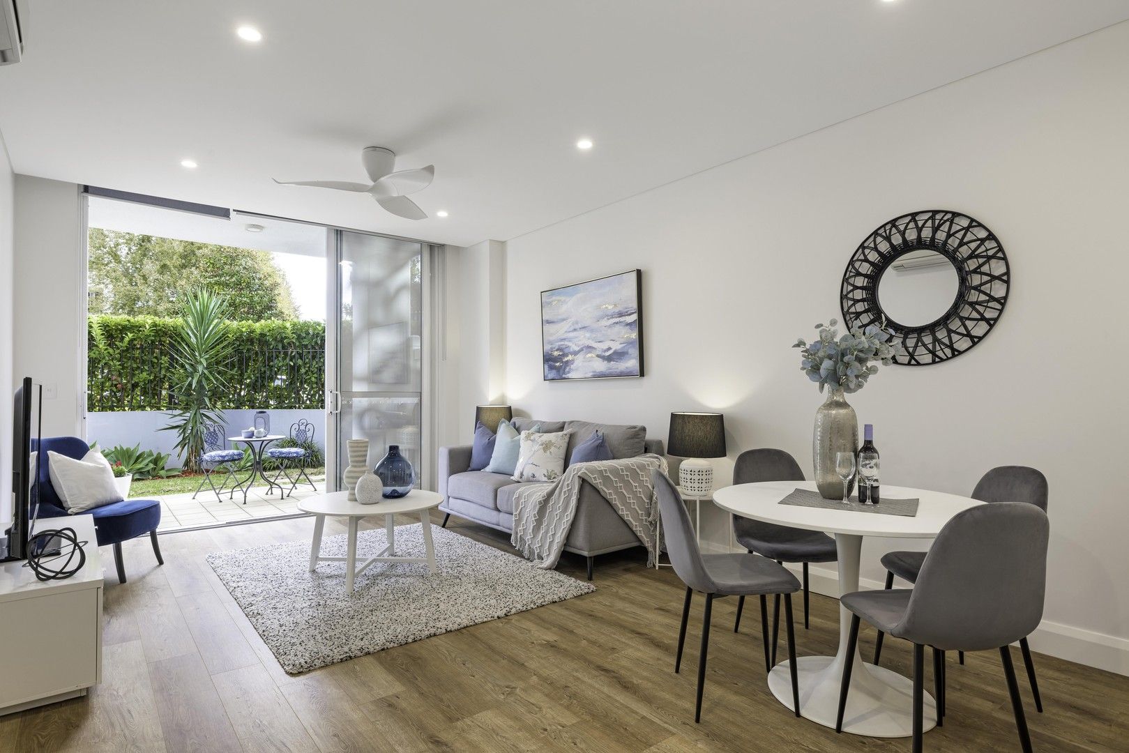 118/58 Peninsula Drive, Breakfast Point NSW 2137, Image 2