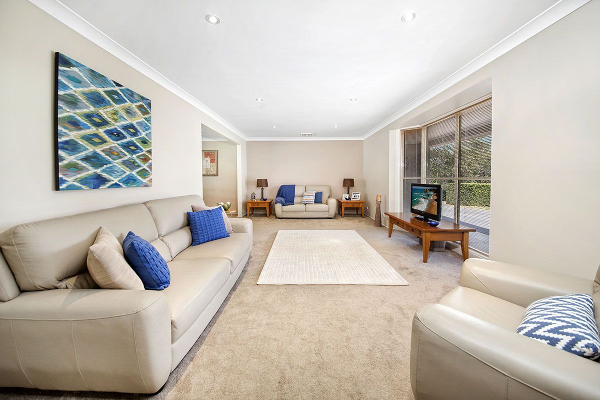 127 Brushwood Drive, Alfords Point NSW 2234, Image 1