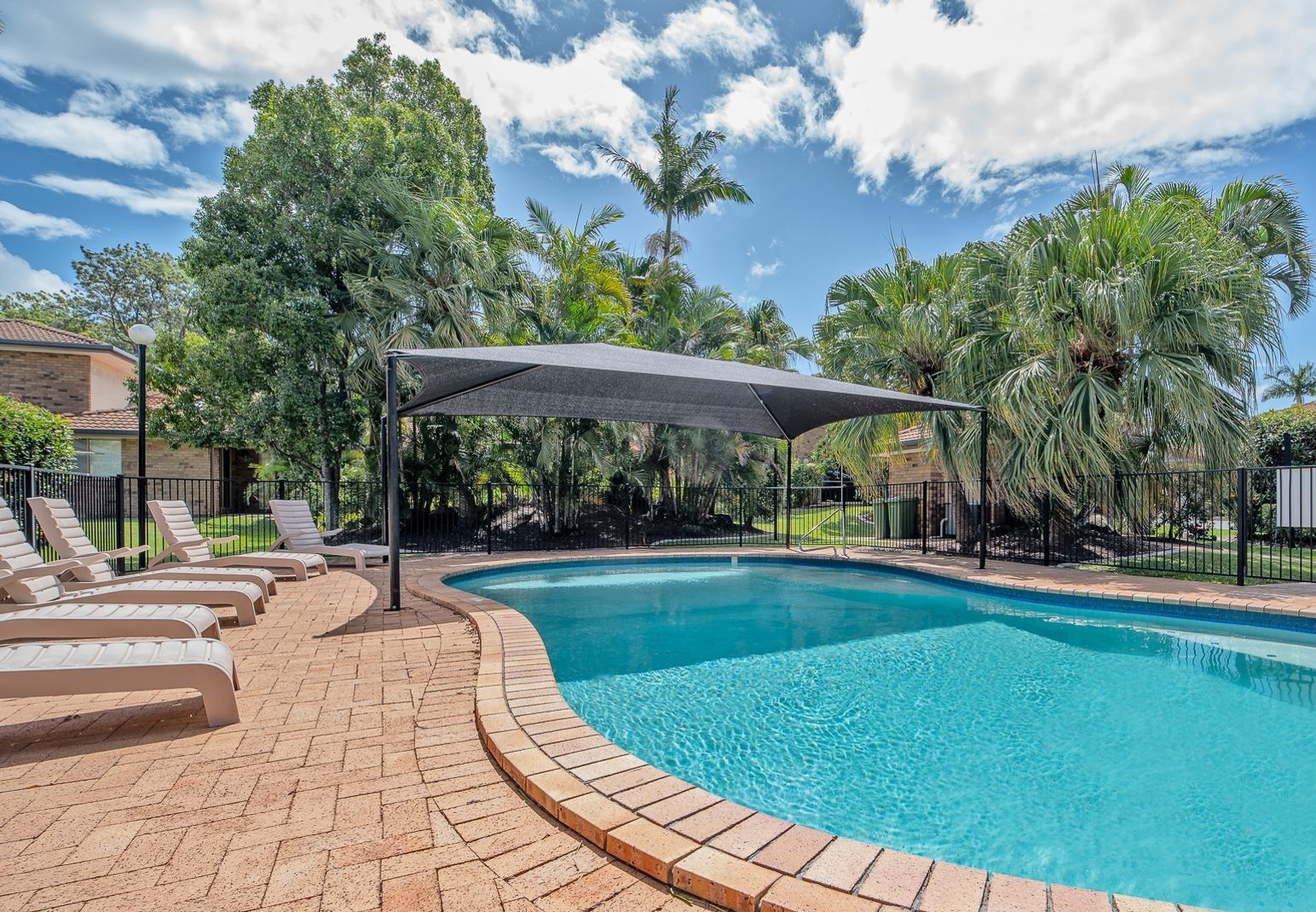 26/461 Pine Ridge Rd, Runaway Bay QLD 4216 Townhouse For Rent 500 Domain