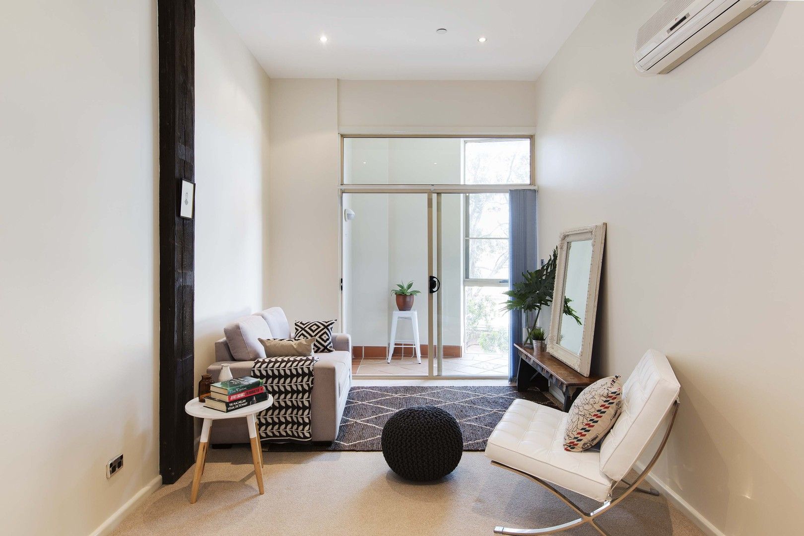 1 bedrooms Apartment / Unit / Flat in 29/1 Wiley Street CHIPPENDALE NSW, 2008