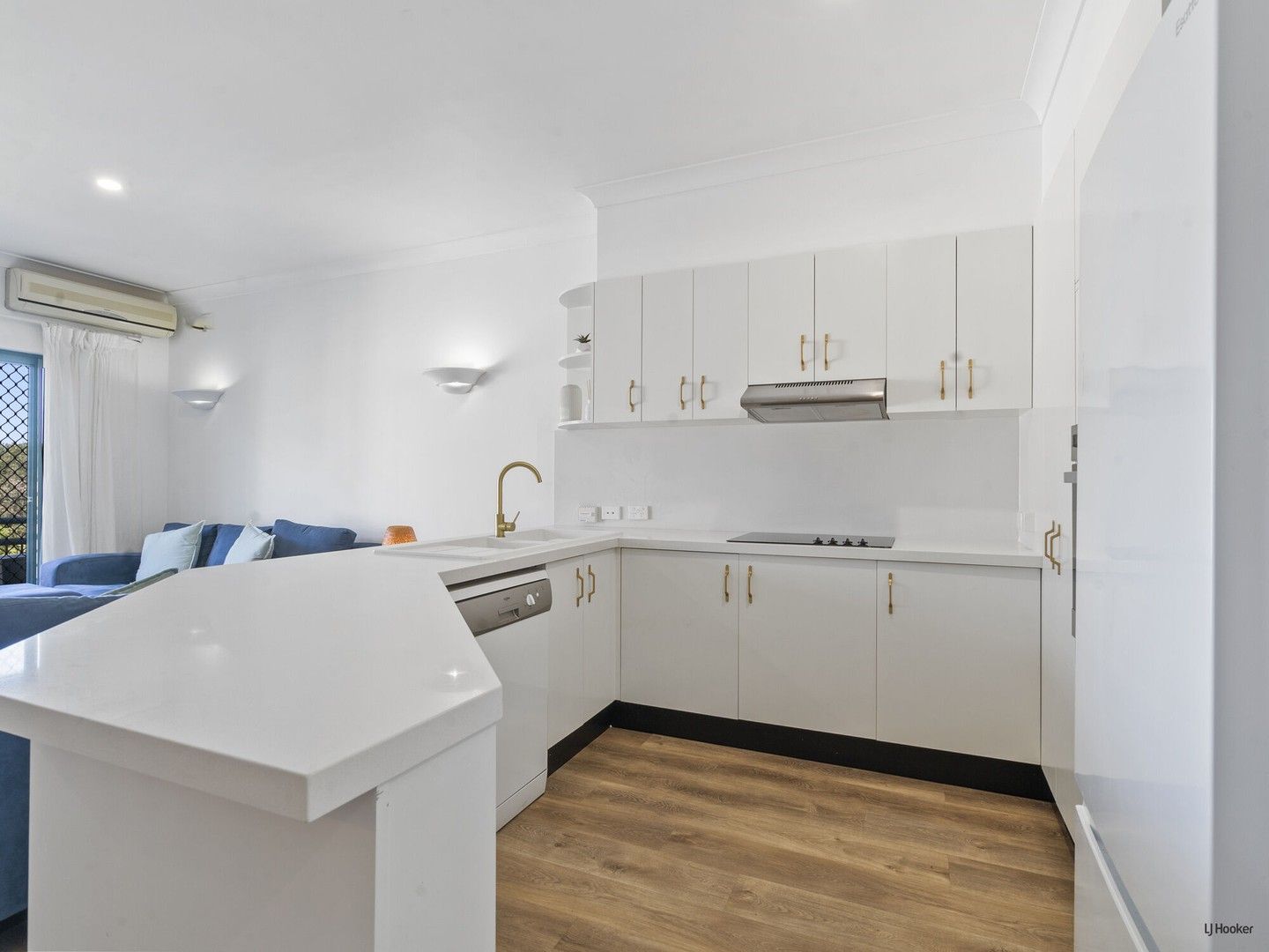 2 bedrooms Apartment / Unit / Flat in 102/955 Gold Coast Highway PALM BEACH QLD, 4221