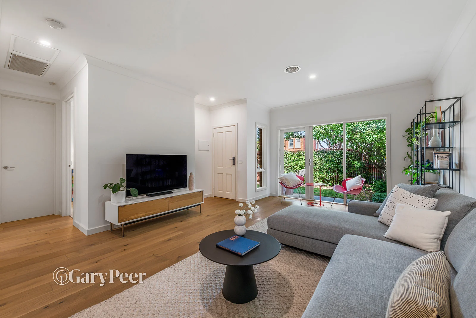 Additional image 2 of 1/8 Beena Avenue, Carnegie VIC 3163