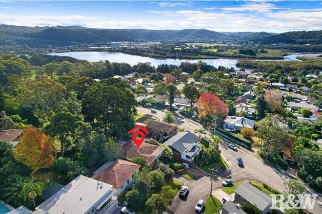 Picture of 1 Lorraine Avenue, POINT CLARE NSW 2250
