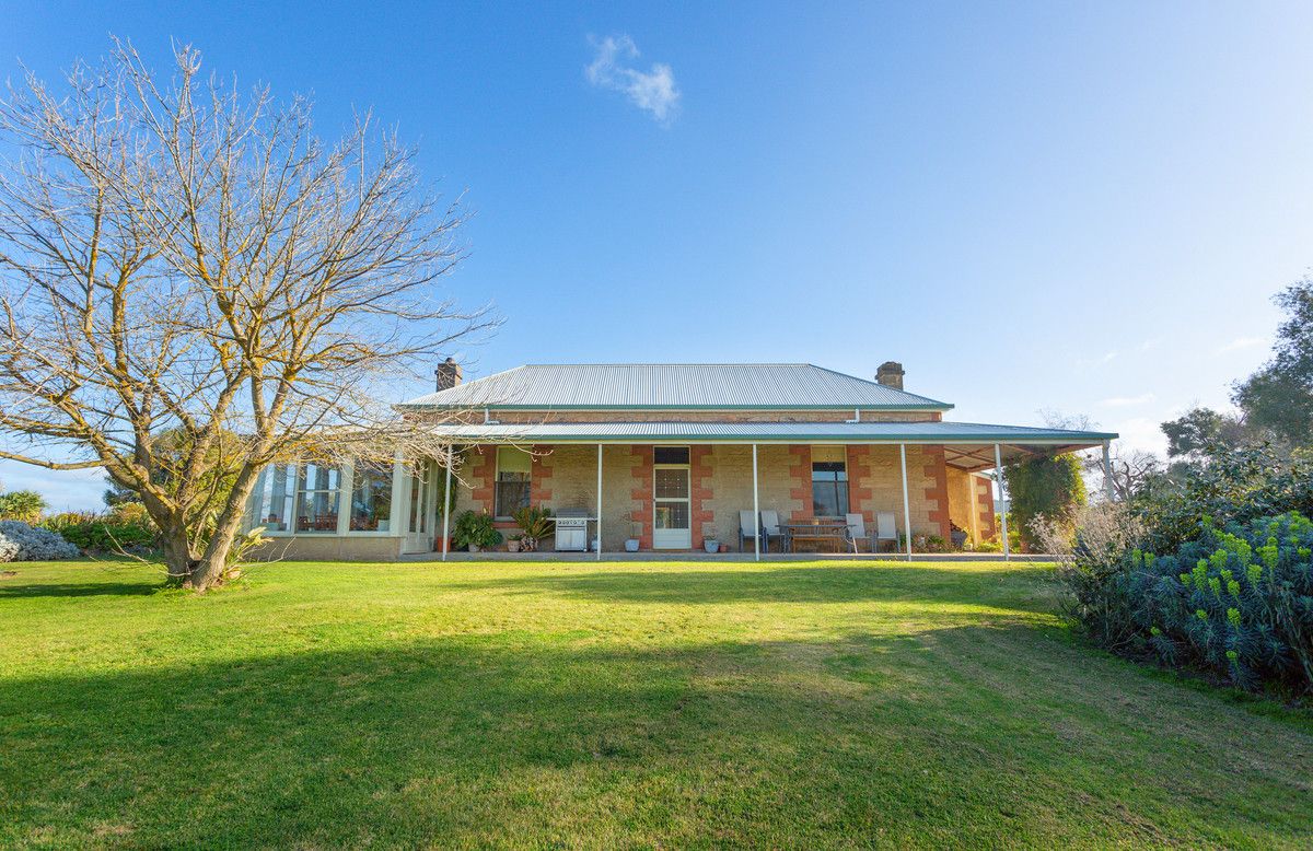 149 Mirranatwa School Road, Mirranatwa VIC 3294, Image 1