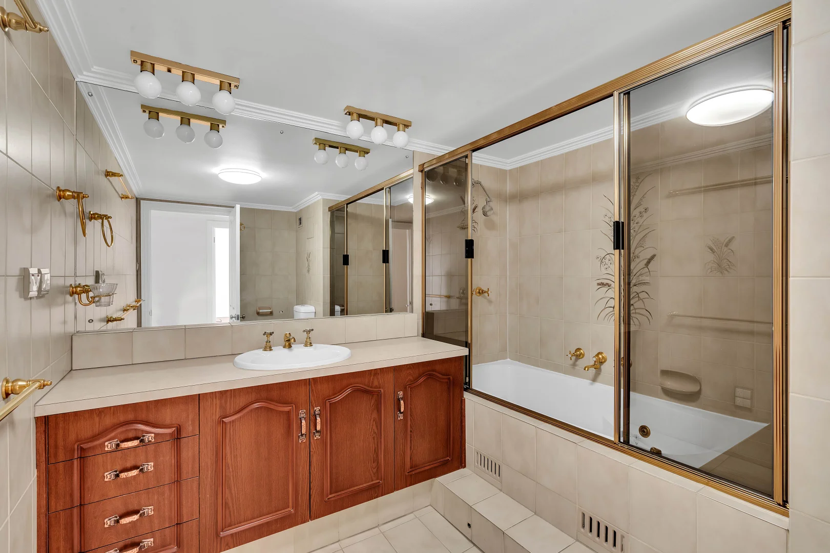 Additional image 18 of 5/19-20 South Esplanade, Glenelg SA 5045