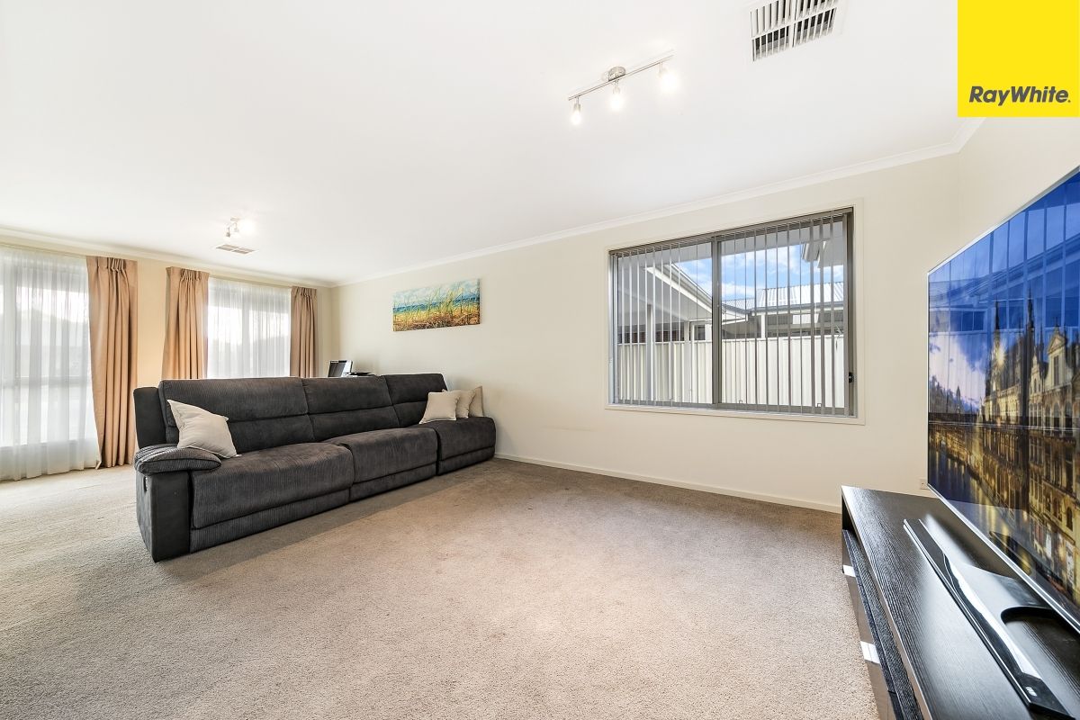 9 Dineen Road, Parafield Gardens SA 5107, Image 2