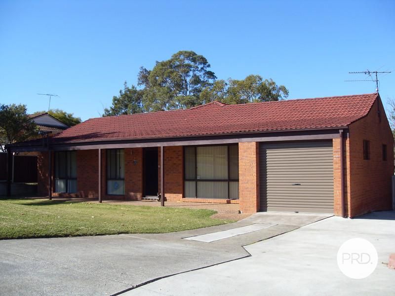 4 bedrooms House in 52 Mandolong Street MORISSET NSW, 2264