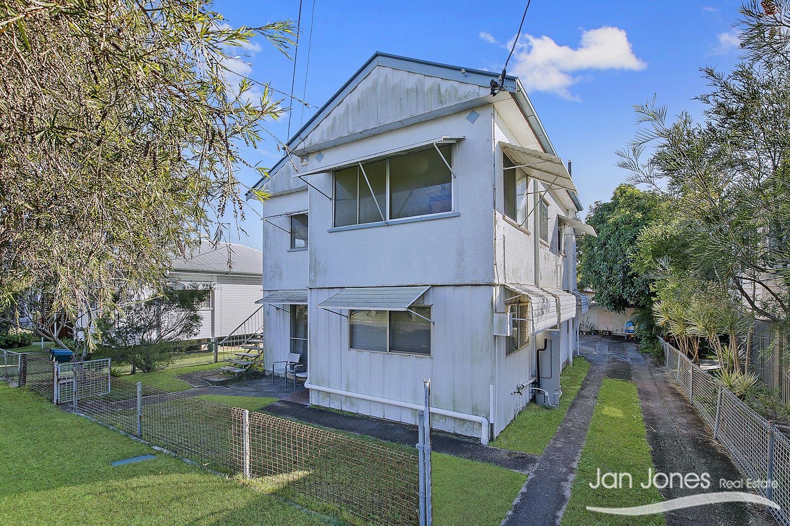 4 bedrooms House in 18 Bank St MARGATE QLD, 4019