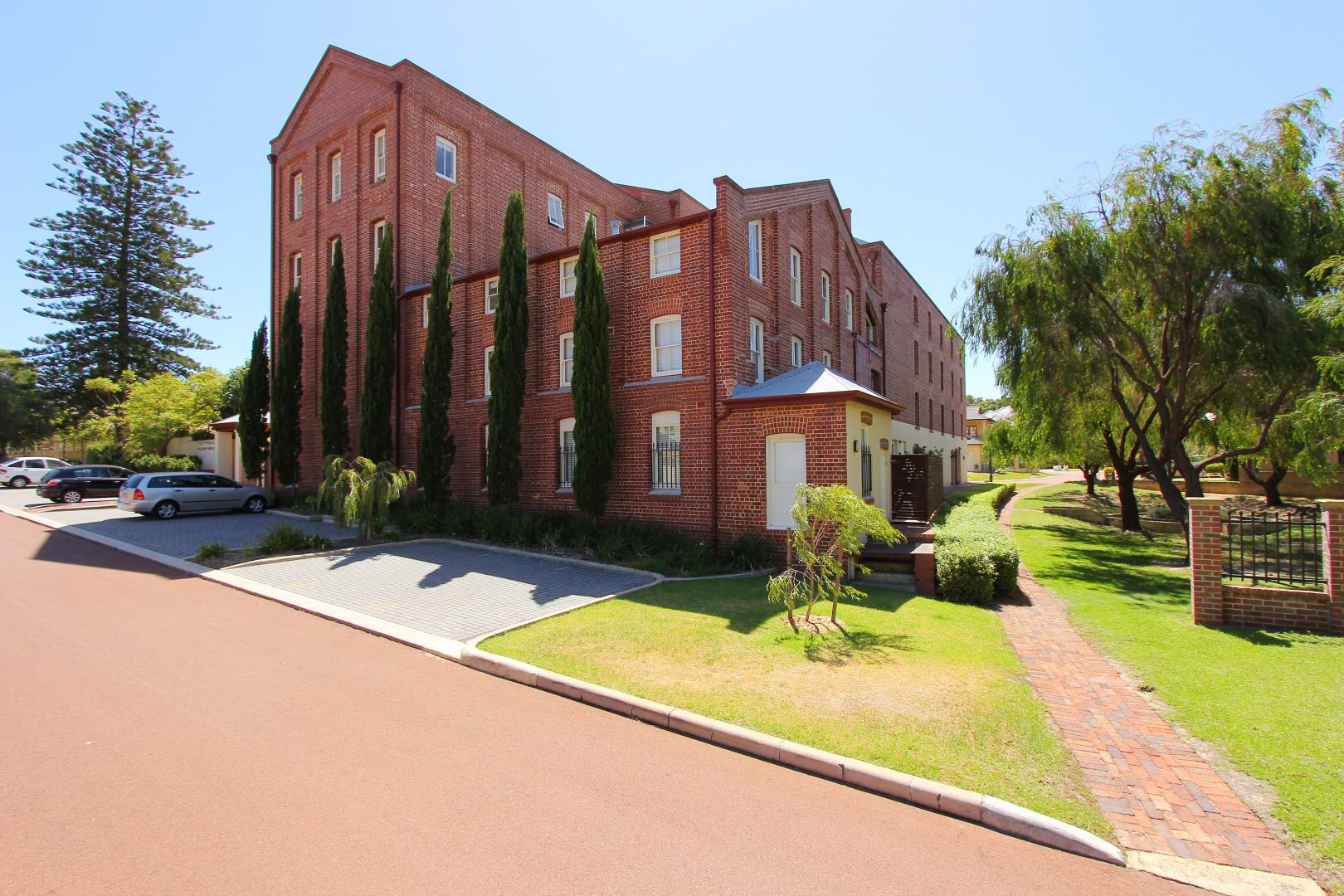 7/14 Athelstan Road, Cotteslo Property History & Address Research