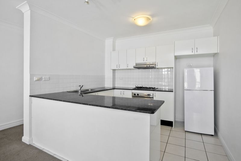 10/53-55 Campbell Parade, Manly Vale NSW 2093, Image 1