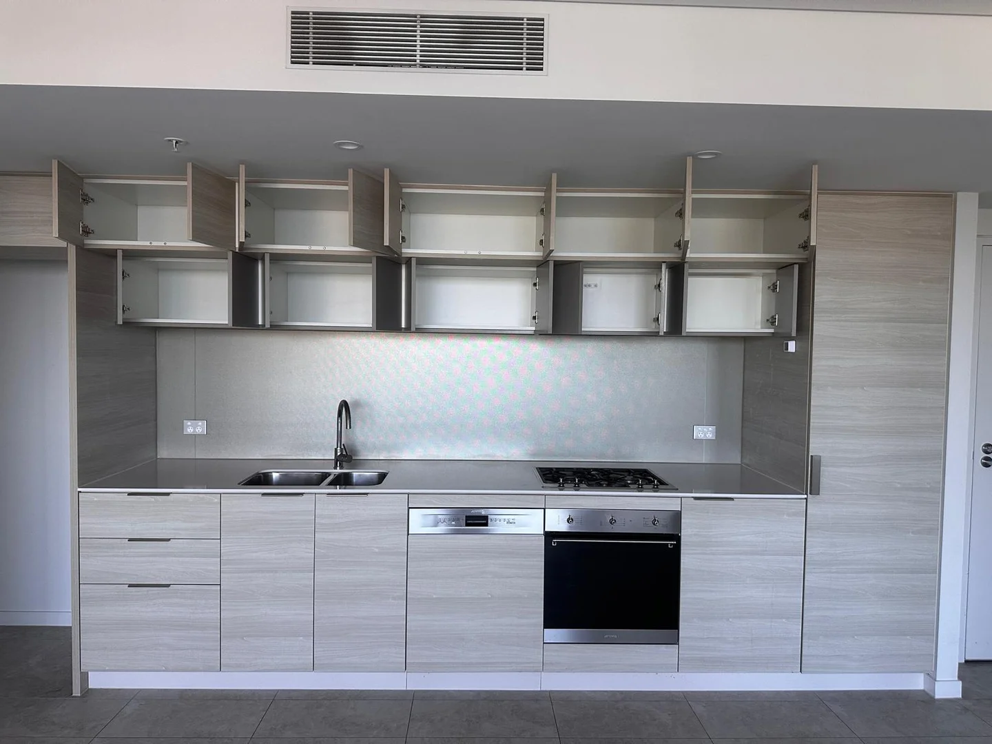 Additional image 29 of 2b2b/103 South Wharf Drive, Docklands VIC 3008