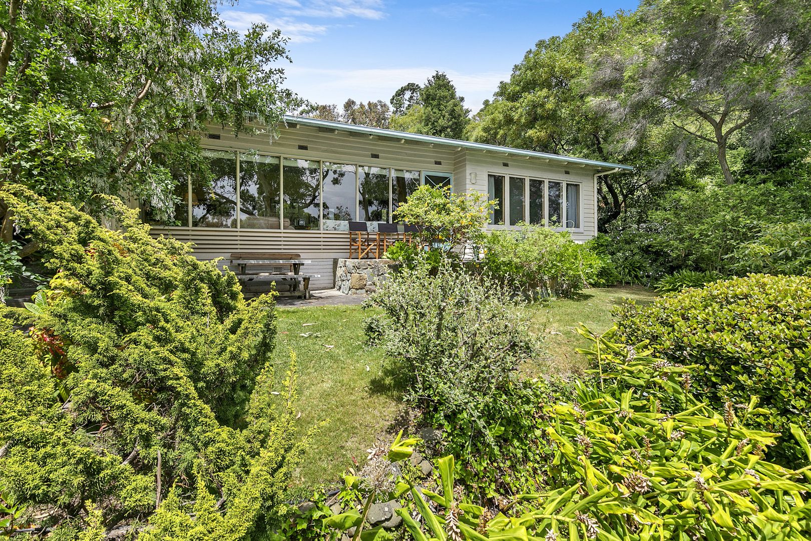 192 Mountjoy Parade, Lorne VIC 3232, Image 2