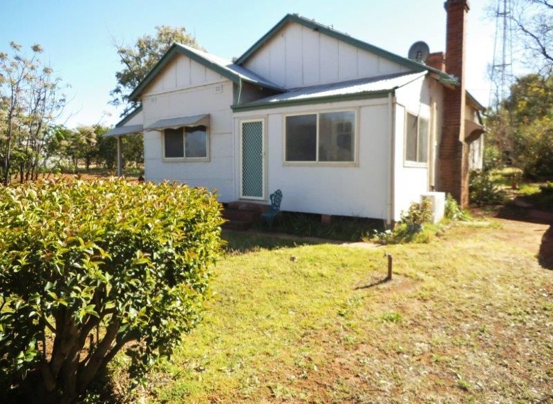 "Warrawong" Farm 1903 Contour Road, MURRAMI NSW 2705, Image 1