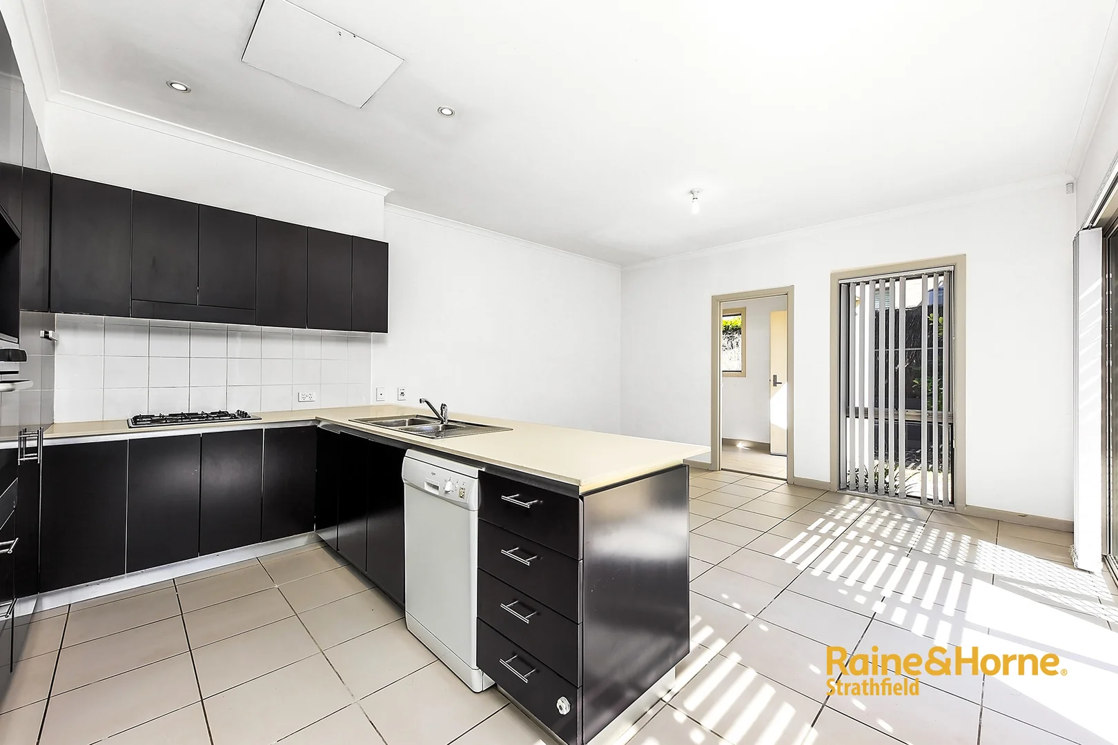 Additional image 3 of 8 Diamond Court, Newington NSW 2127