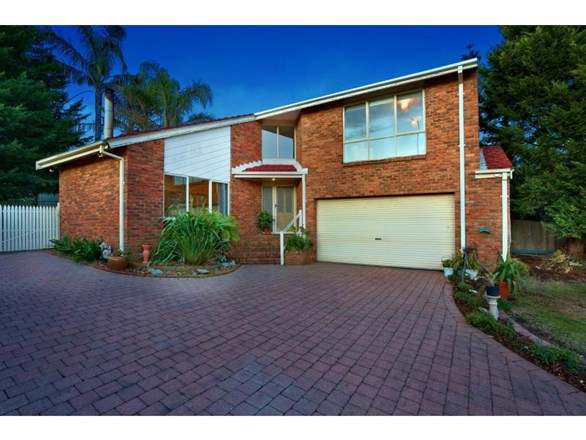 6 Armiston Court, Endeavour Hills VIC 3802