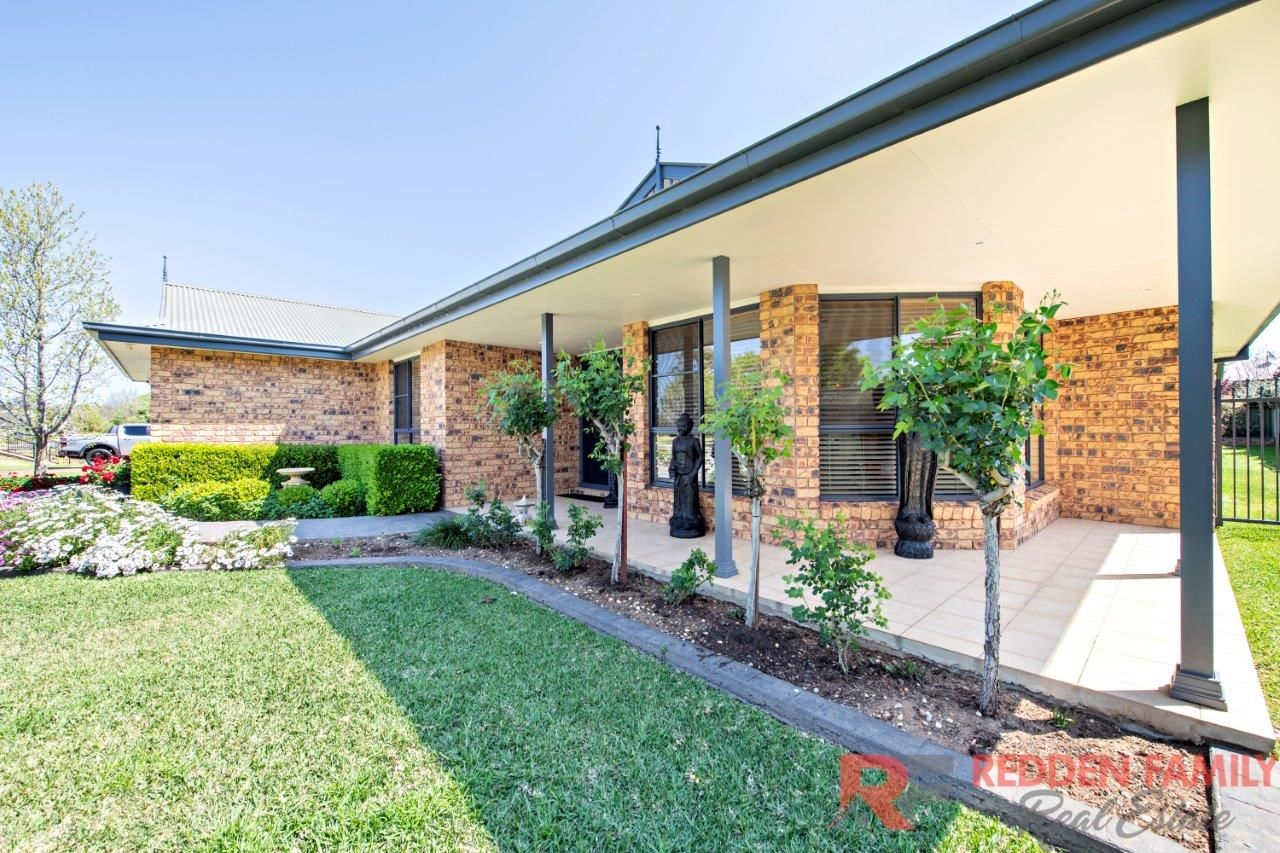 13 Saint Andrews Drive, Dubbo NSW 2830, Image 2