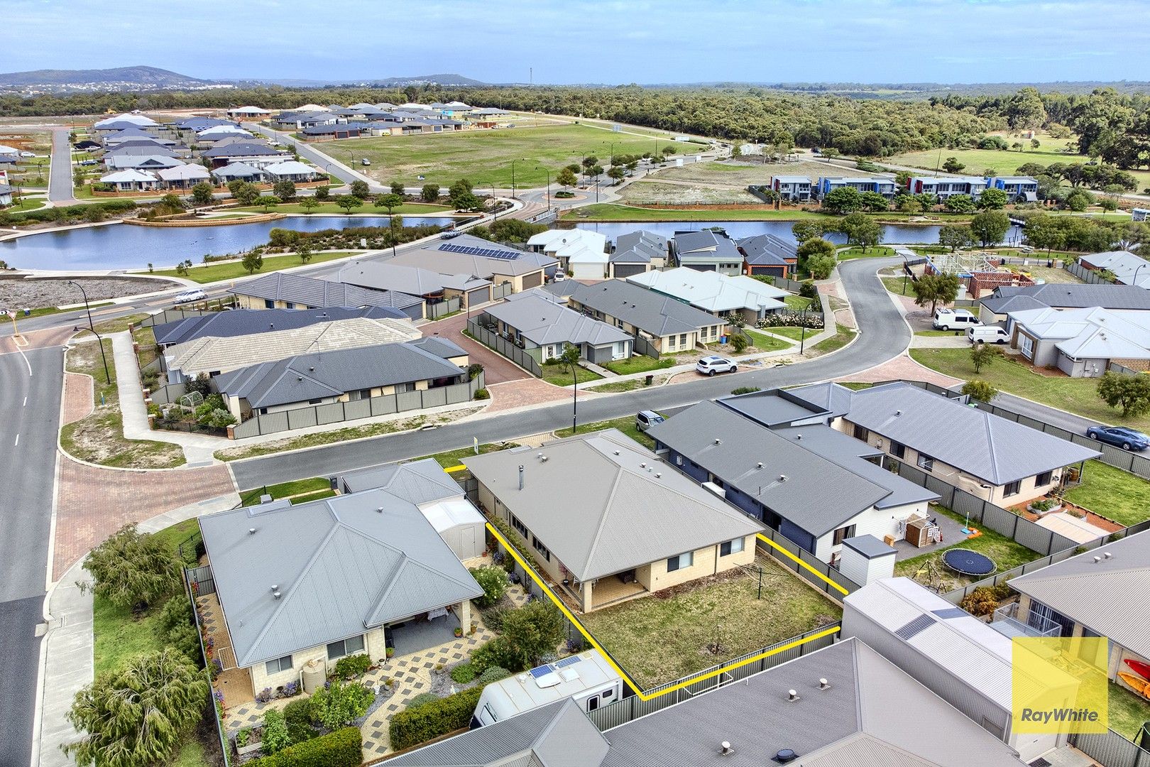 4 bedrooms House in 75 Grenfell Drive BAYONET HEAD WA, 6330