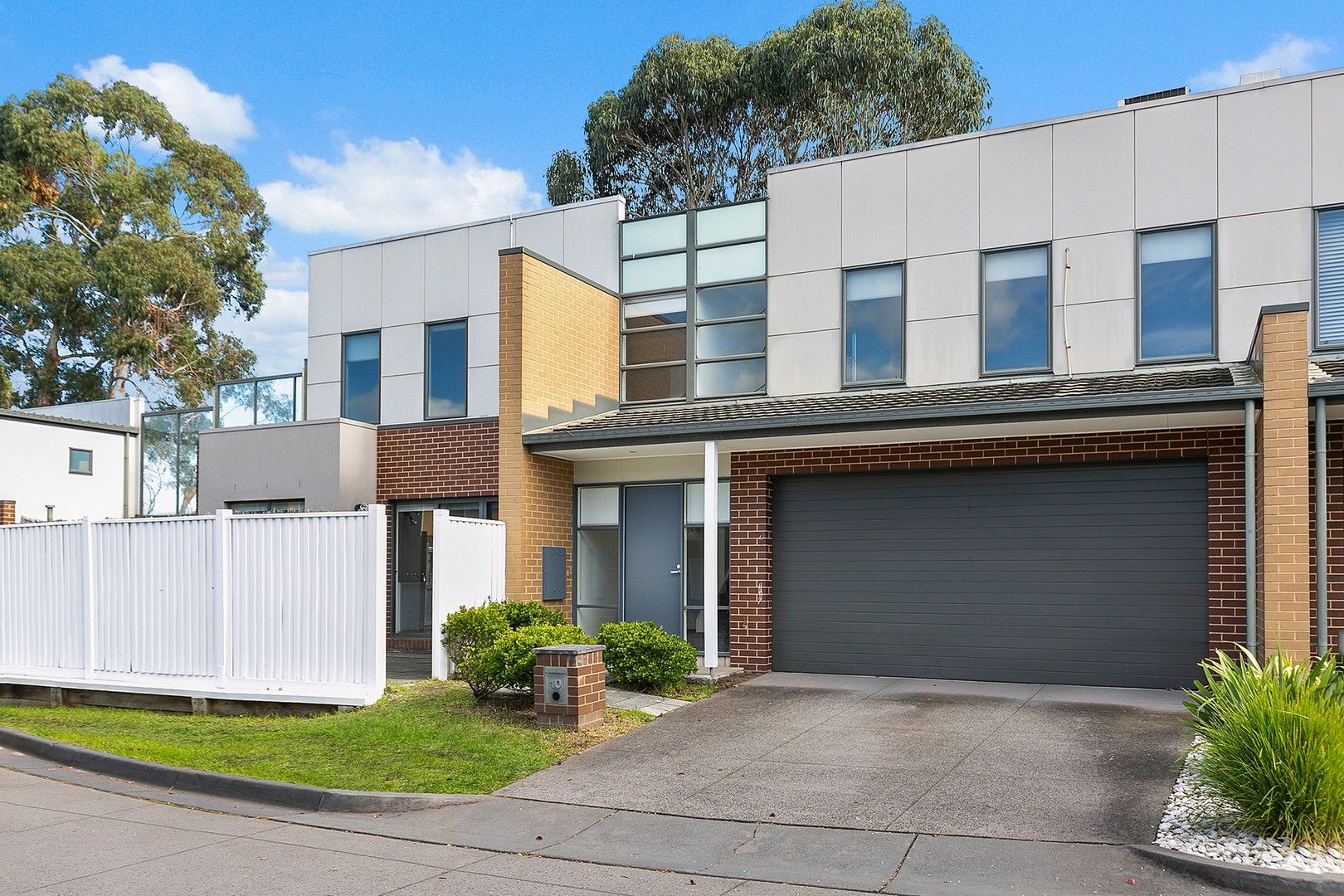 10 Liverpool Street, Mulgrave VIC 3170, Image 0