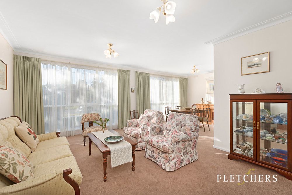 6 Clitus Street, Glen Waverley VIC 3150, Image 2