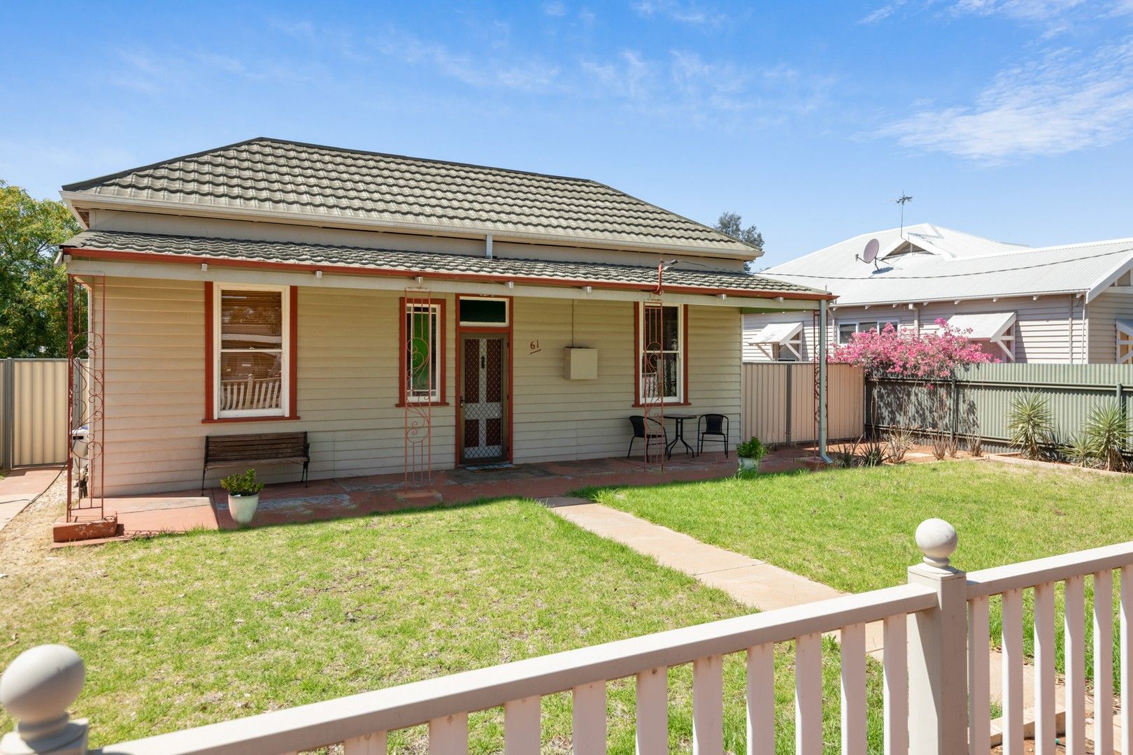 3 bedrooms House in 61 Campbell St LAMINGTON WA, 6430