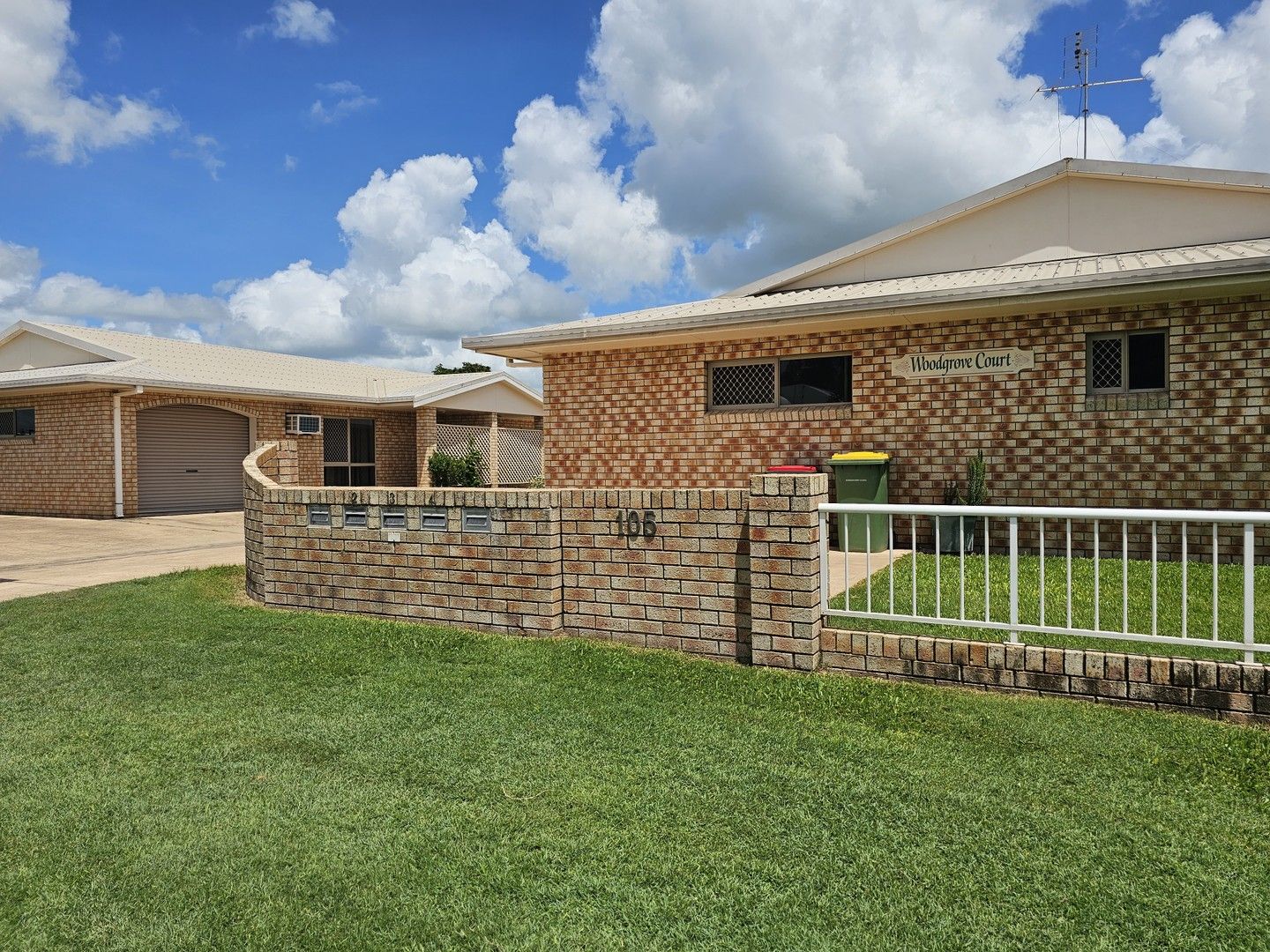 2/105 Graham Street, Ayr QLD 4807, Image 0