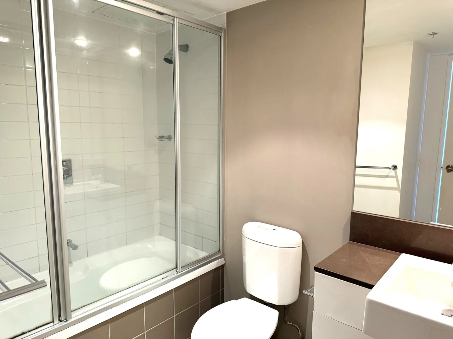 Additional image 6 of 1119/56 Scarborough St, Southport QLD 4215