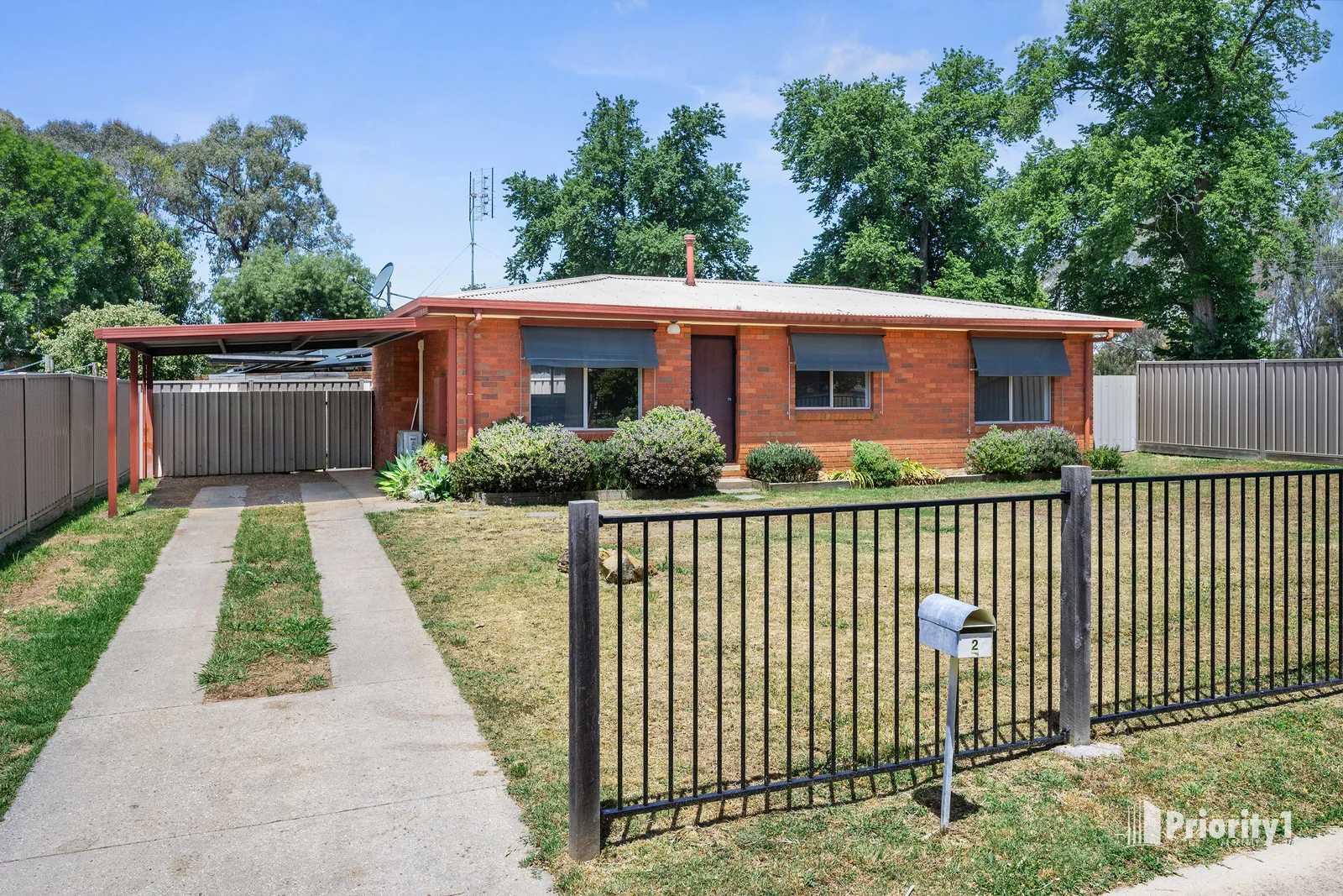 2 Louey Drive, White Hills VIC 3550