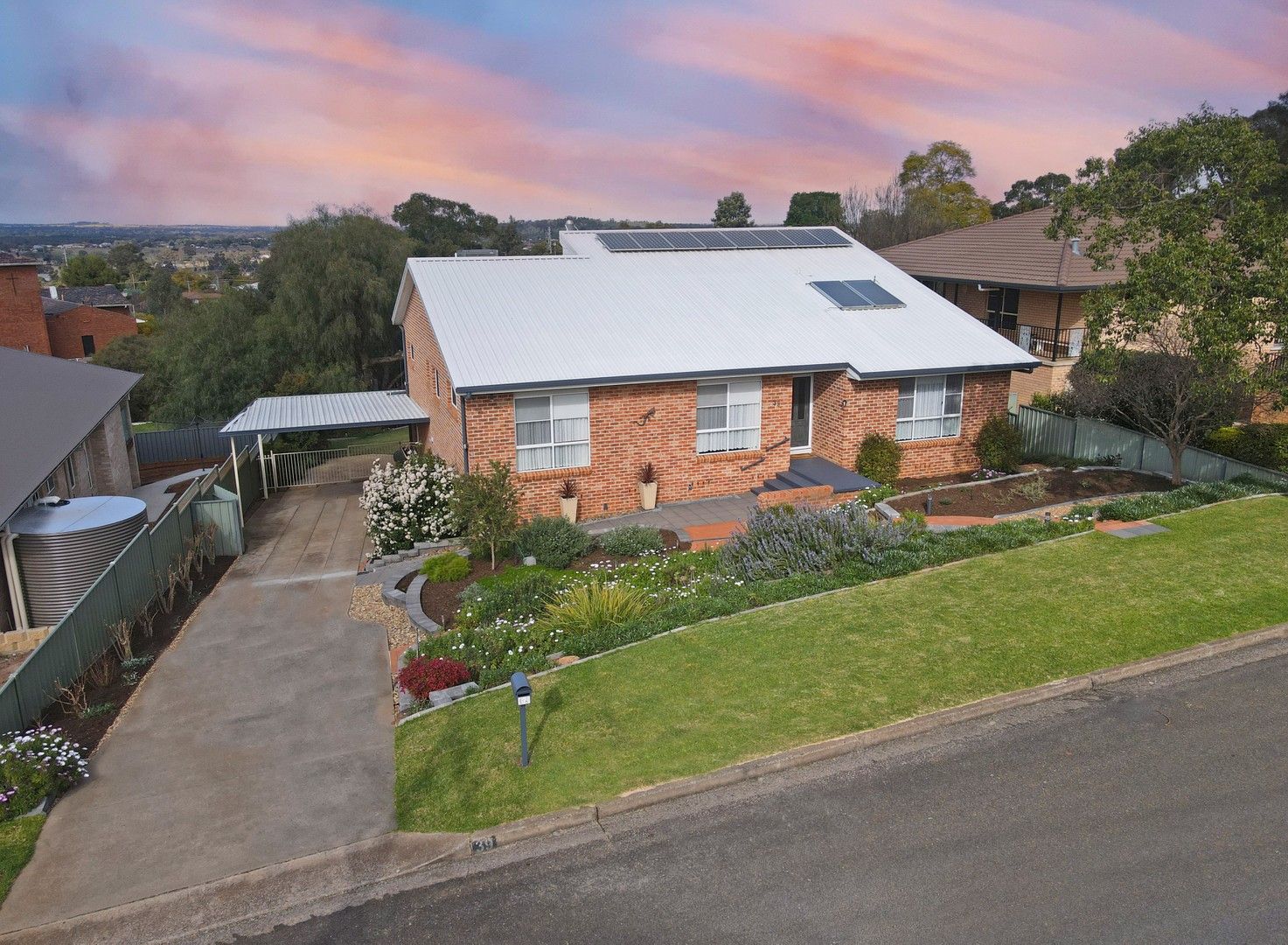 39 Reid Street, Parkes NSW 2870 Domain