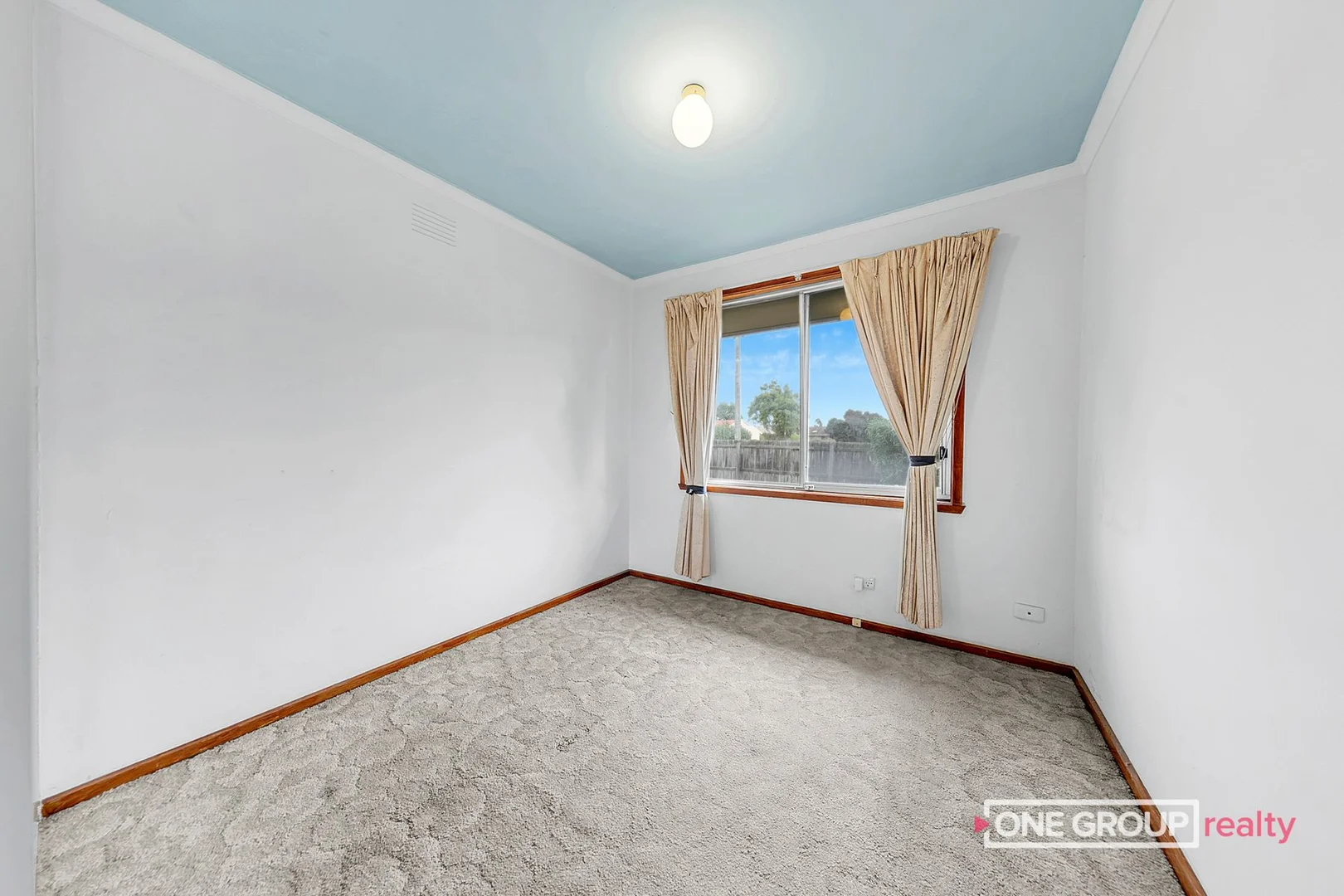 Additional image 6 of 4 Karnak Crescent, Coolaroo VIC 3048