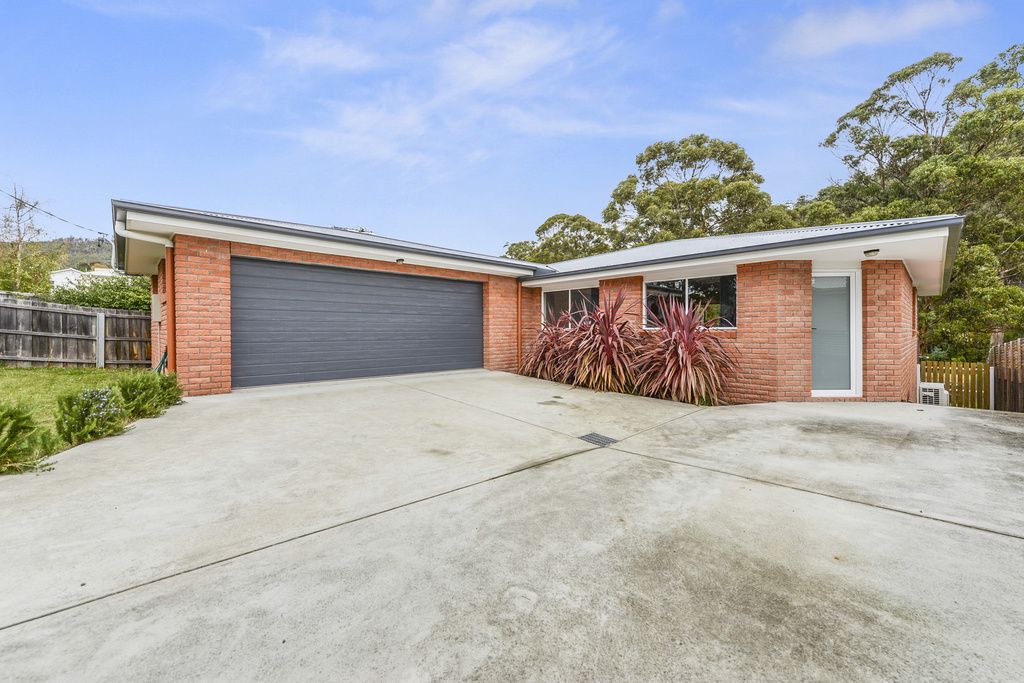 18 Arunta Crescent, Chigwell TAS 7011, Image 0