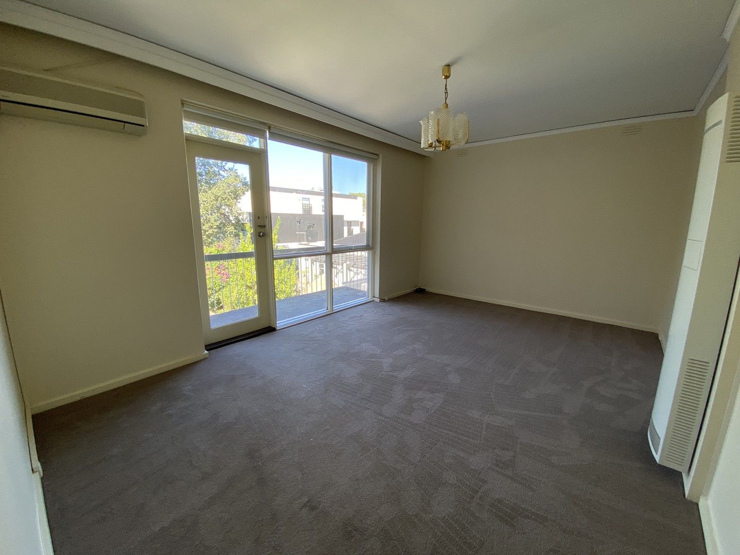 2 bedrooms Apartment / Unit / Flat in 4/1 Whitehall Ct CAULFIELD NORTH VIC, 3161