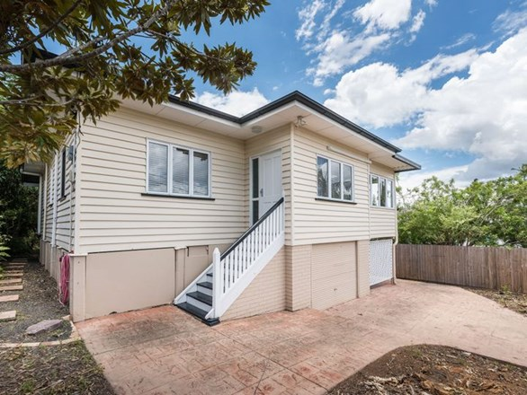 28 Durimbil Street, Camp Hill QLD 4152