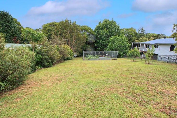 22 Cedar Grove Court, Maleny QLD 4552, Image 2