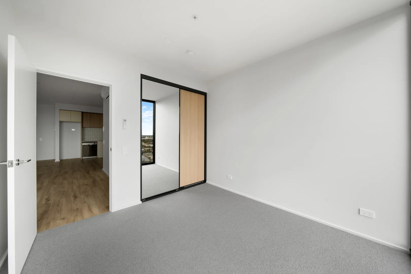Additional image 7 of 1707/6 Penaluna Place, Adelaide SA 5000