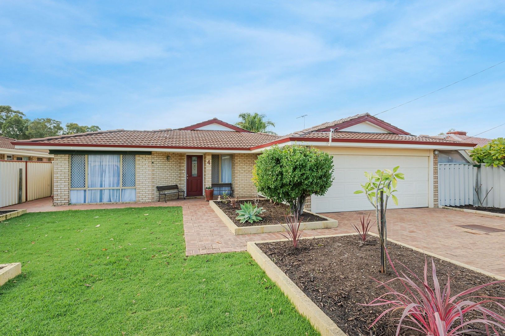 4 Curzon Court, Willetton WA 6155, Image 0