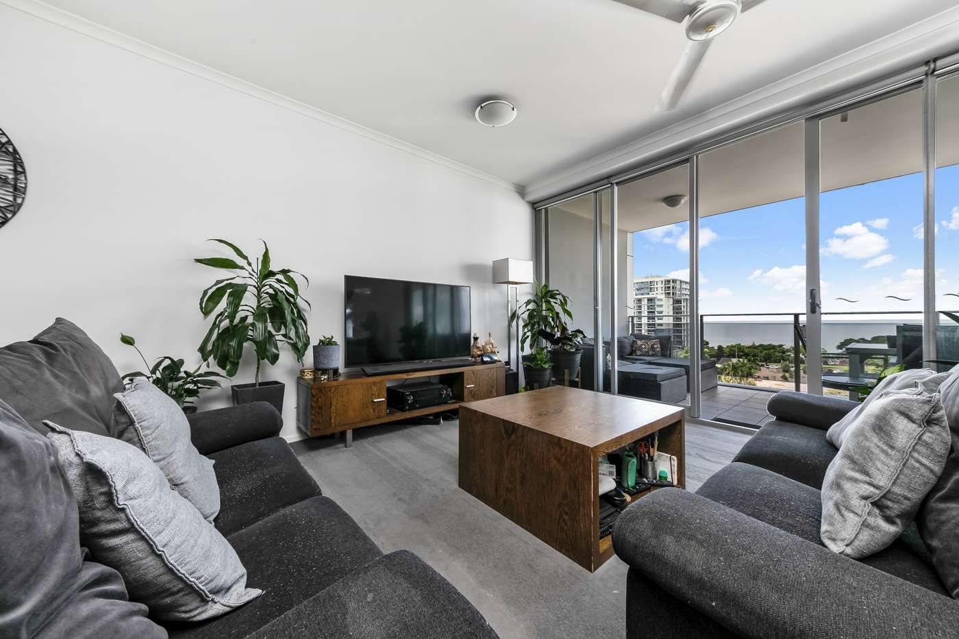 2 bedrooms Apartment / Unit / Flat in 79 Smith Street DARWIN CITY NT, 0800