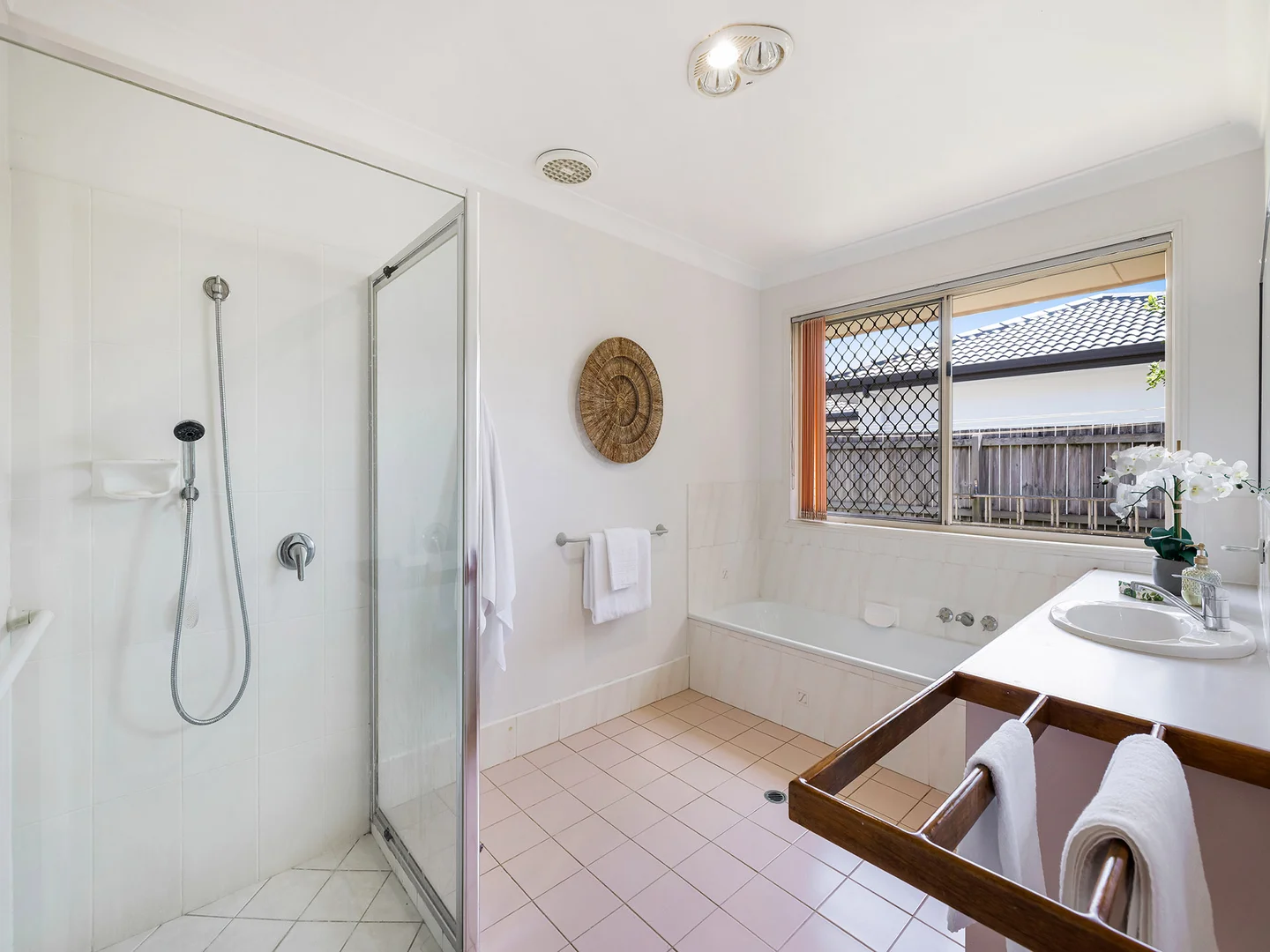 Additional image 18 of 28 Balyarta Crescent, Mooloolaba QLD 4557