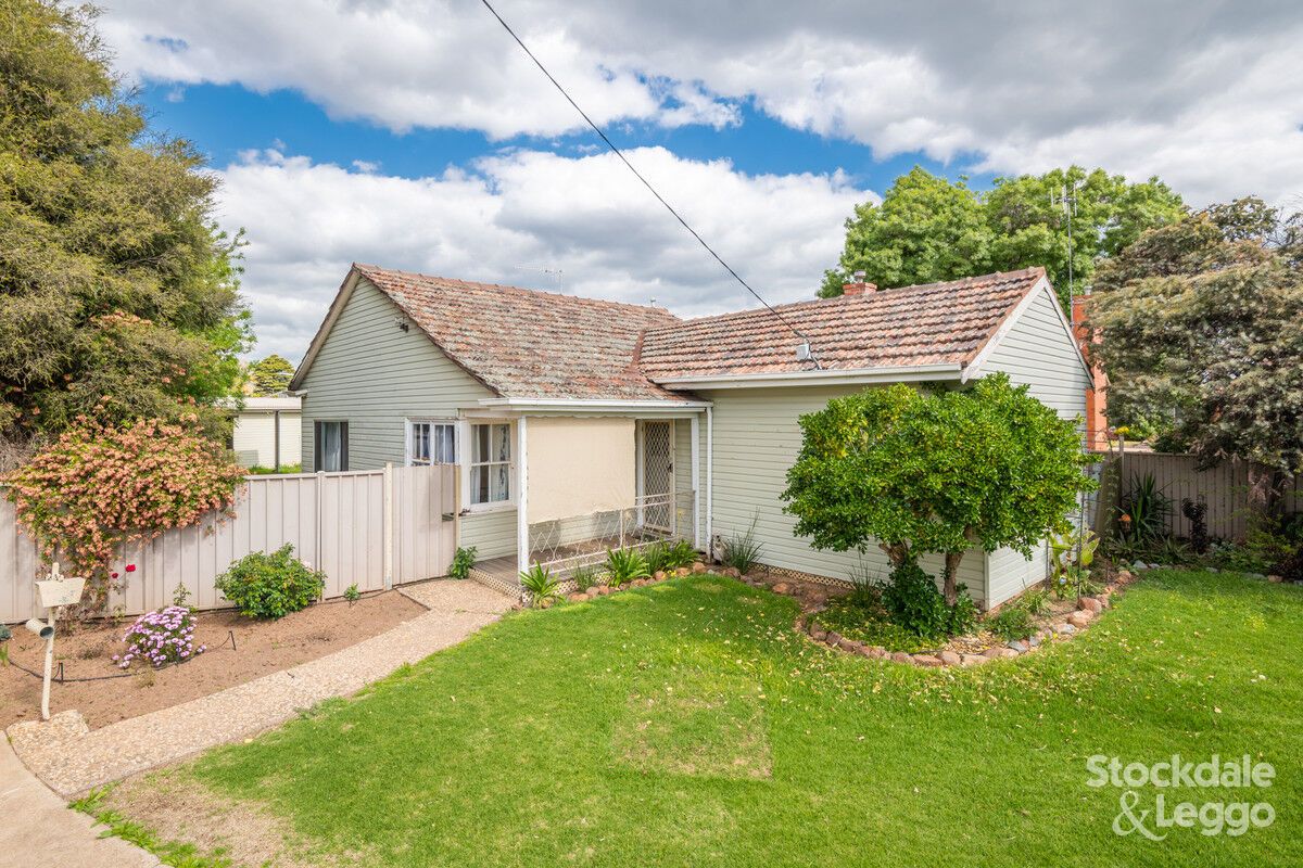 3 bedrooms House in 57 Elizabeth Street MOOROOPNA VIC, 3629