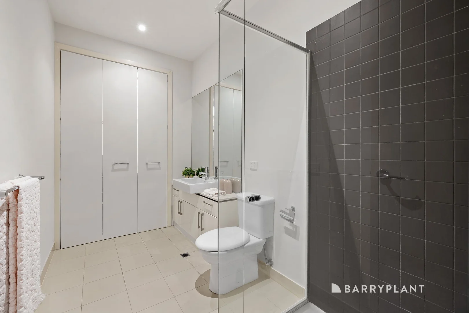 Additional image 8 of 16/125 Main Drive, Macleod VIC 3085