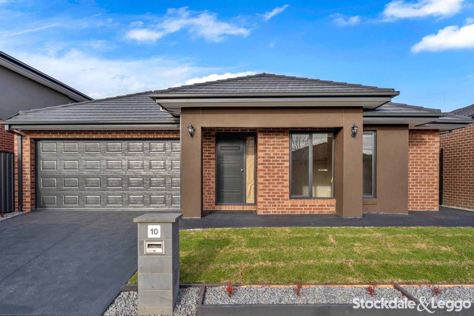 10 Gauja Street, Craigieburn VIC 3064, Image 0