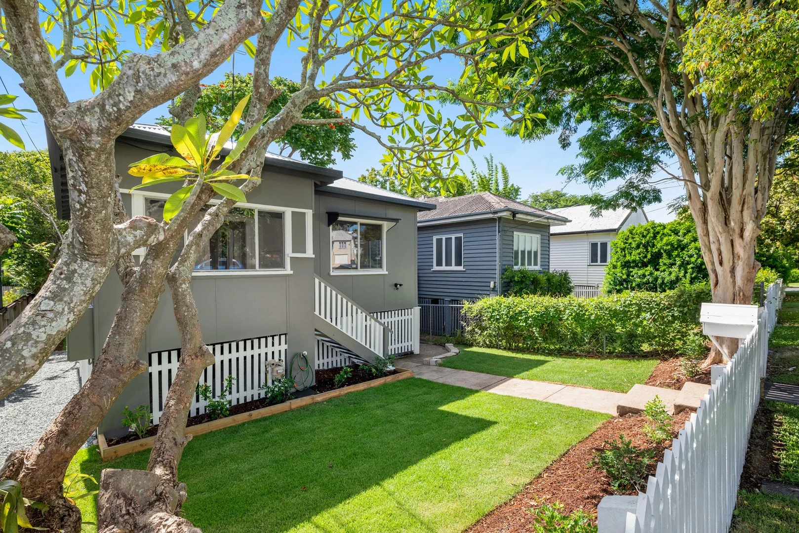 22 Nelson Street, Coorparoo QLD 4151